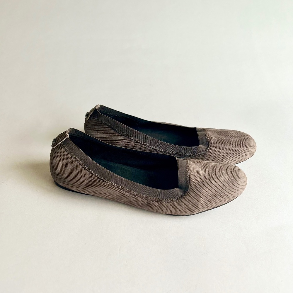 Stuart Weitzman Brown Genuine Leather Ballet Flats size 8.5